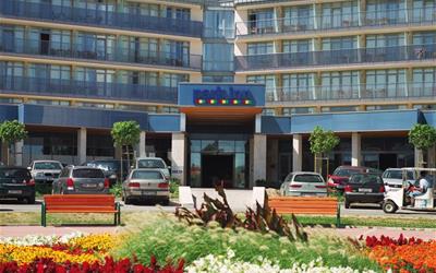 HU_Sarvar_hotel Park Inn_01_www.jpg