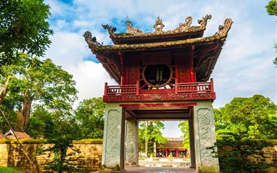 Hanoi- Temple of Literature.jpg