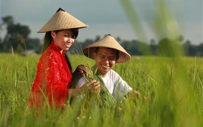 VIETNAM_01_Asian farmer.jpg